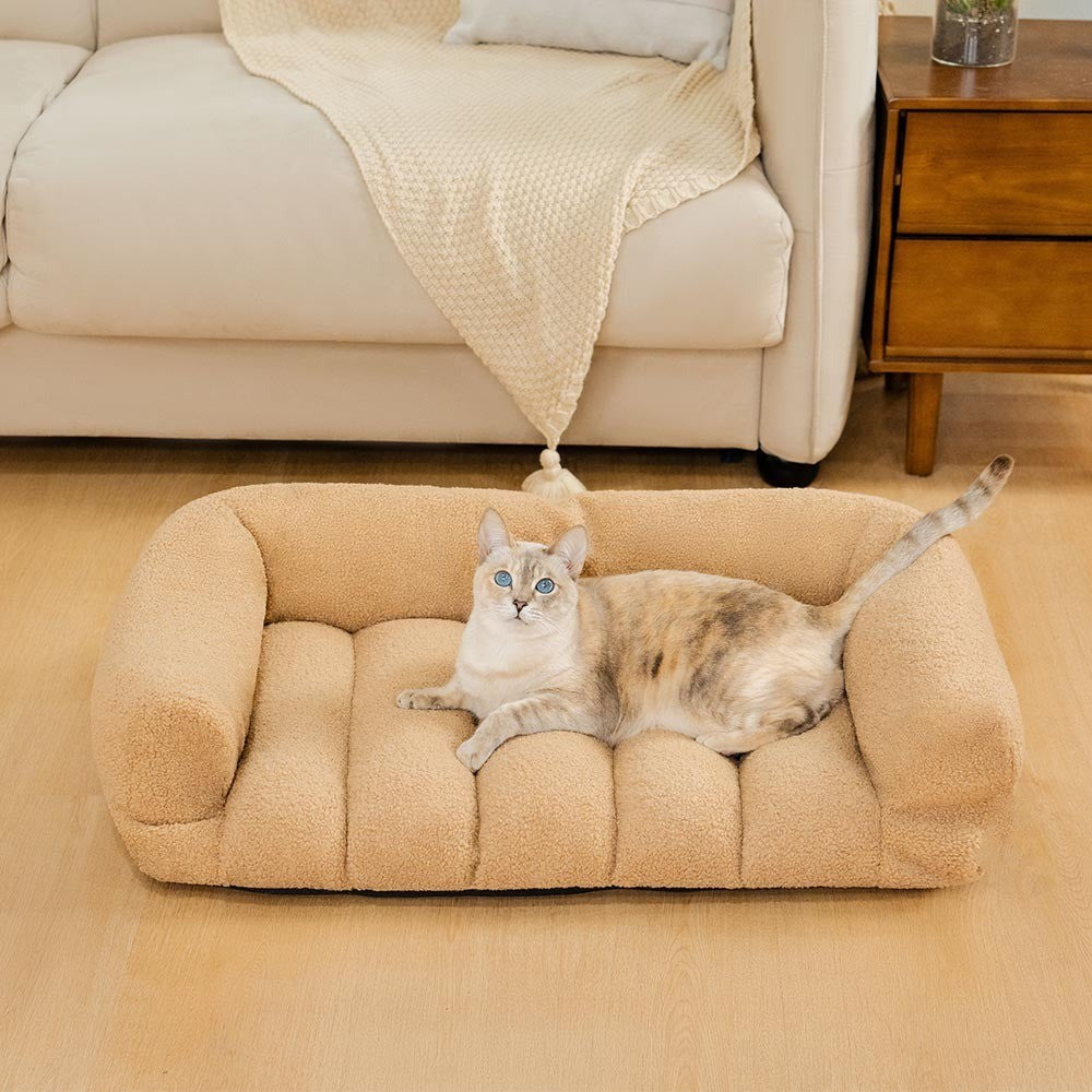 Plush Comfortable Cat Bed with Orthopedic Support