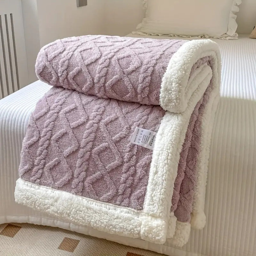 Cozy Fleece Pet Blanket for Dogs and Cats